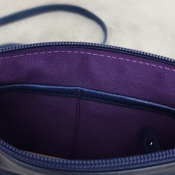 NEW ClaudiaG Willow Elegant Navy Fringe Leather Crossbody Bag - Picture 10 of 10